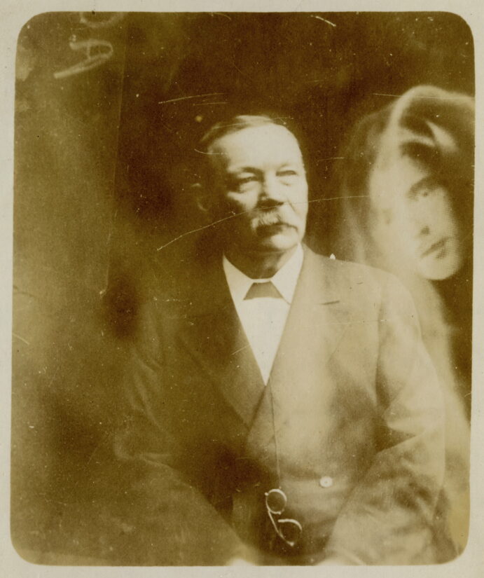 Arthur Conan Doyle and Spirit of Son Spirit Photograph