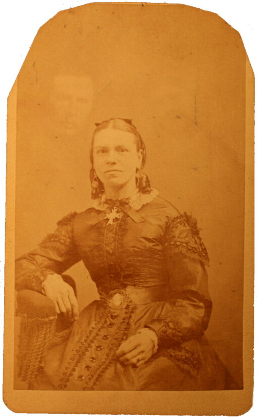 Hazelton Mrs. Margaret Wilkinson and 2 Spirits Spirit Photograph