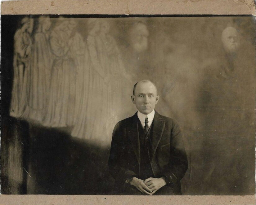 Unknown - Man and 8 Spirits Spirit Photograph